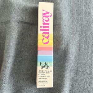 New under eye brightening color corrector . Concealer 3 hyaluronic acids.